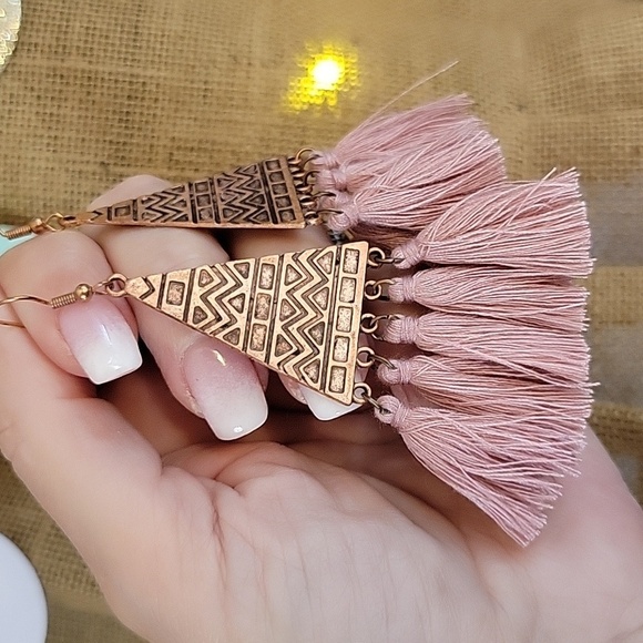 COPPER BLUSH TRIBAL TASSEL EARRINGS - Picture 4 of 6